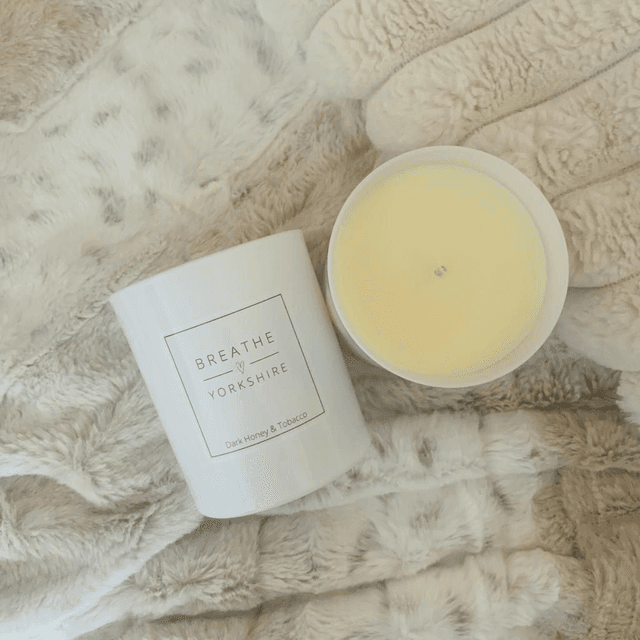 Dark Honey &amp; Tobacco Scented Candle 